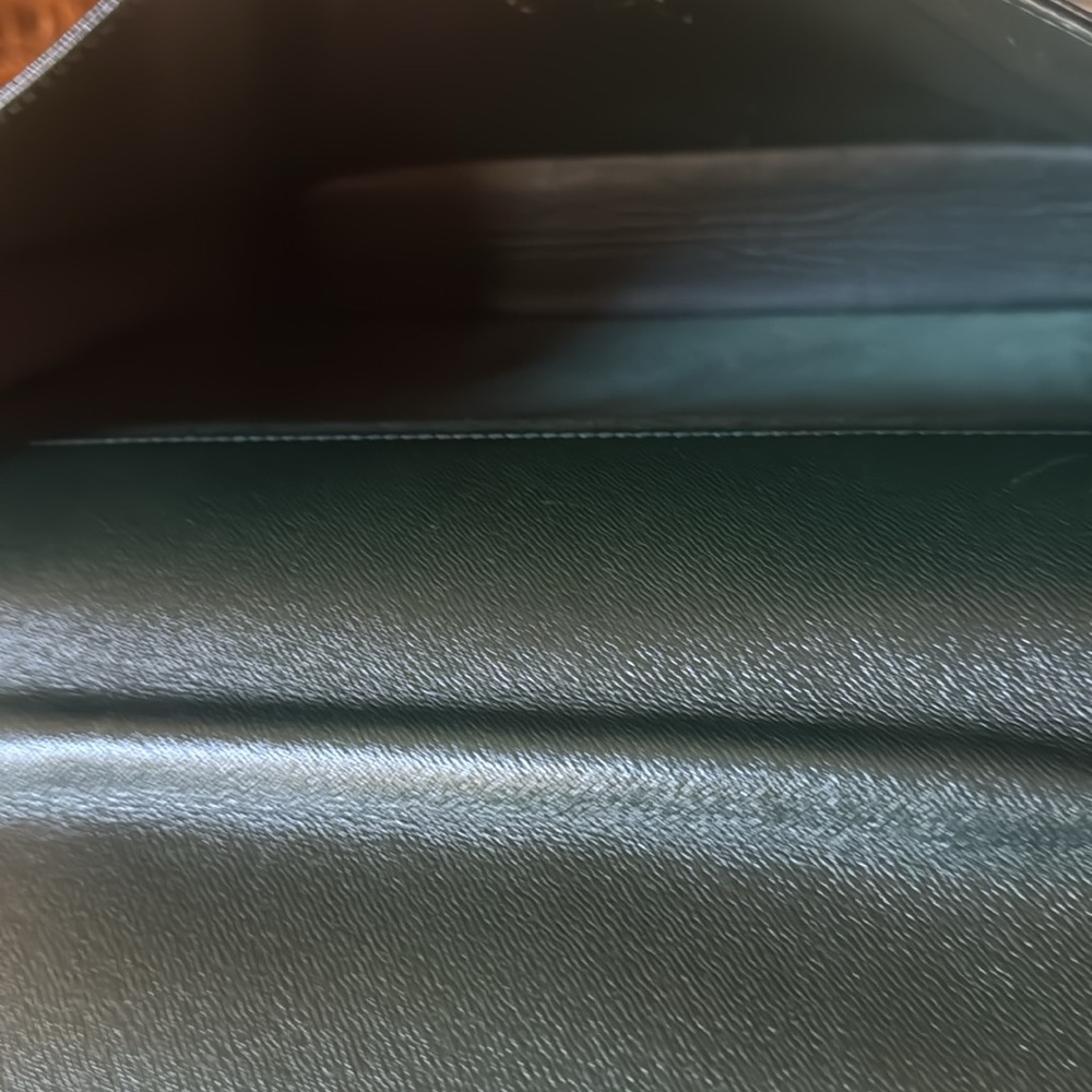 Louis Vuitton briefcase Taiga laguito dark Green and Gold lock - Picture 15 of 16